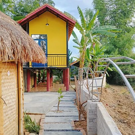 Homestay Nang Nghieng Kon Tum Exterior photo