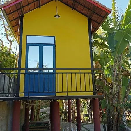 Homestay Nang Nghieng Kon Tum Exterior photo